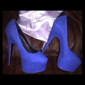 Giuseppe Zanotti Royal Blue Suede Debra Pumps